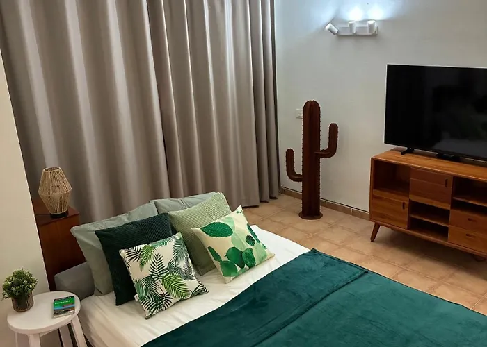 Casa Maca Sea View & Front شقة