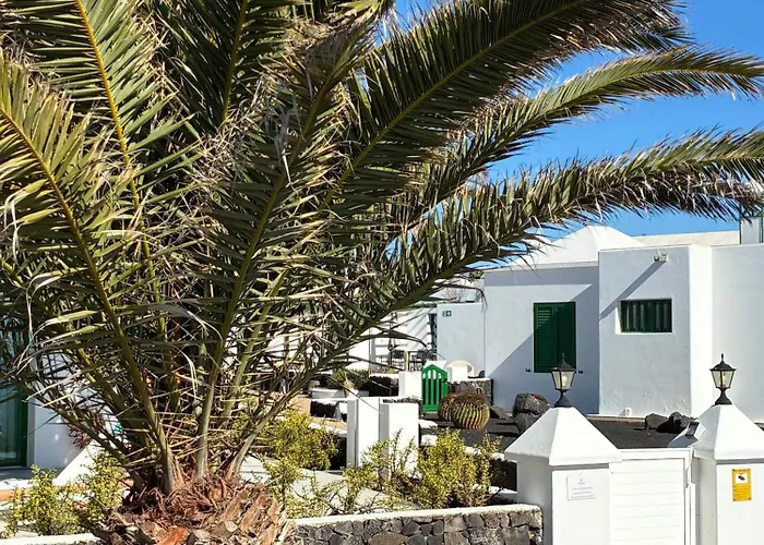 Casa Maca Sea View & Front